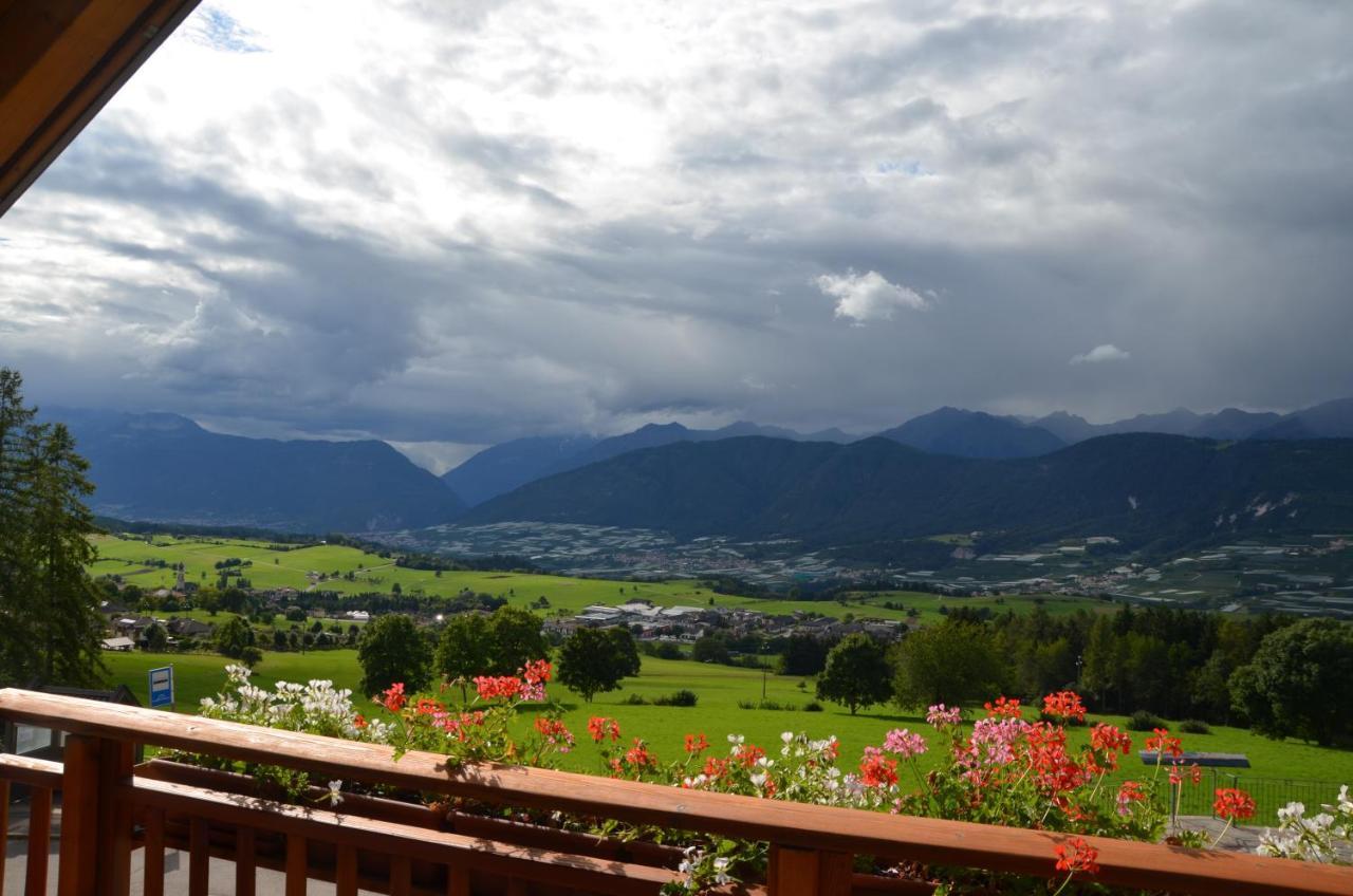 Hotel Villa Argentina Ronzone Eksteriør bilde